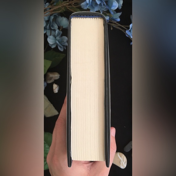 A Curse So Dark And Lonely - Cursebreakers Book 1 - By Brigid Kemmerer - Hc - Picture 7 of 8